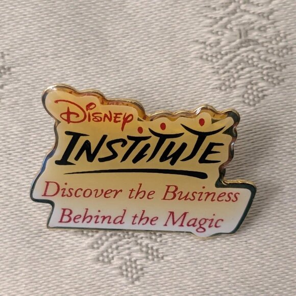 Disney Institute Pin - Picture 1 of 2